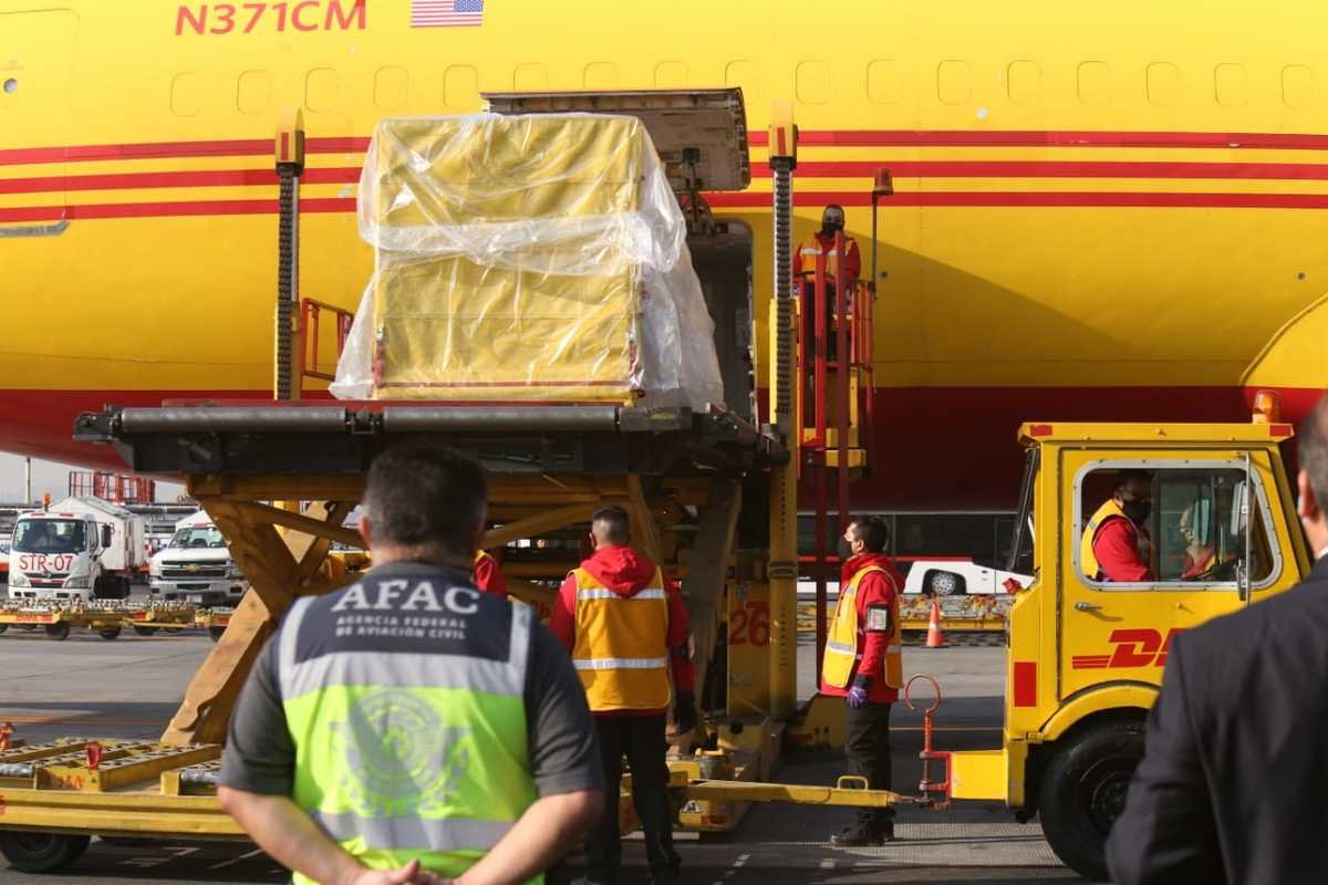 Covid-19. Abasto de vacunas será suficiente en México: Ebrard