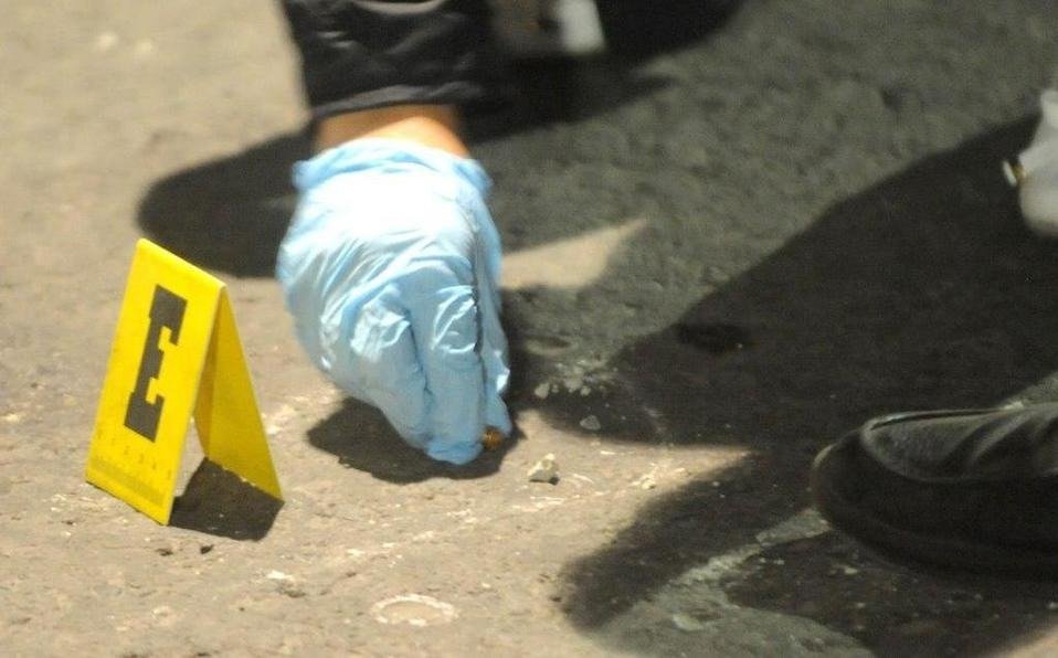 Asesinan a balazos a hombre en Monterrey
