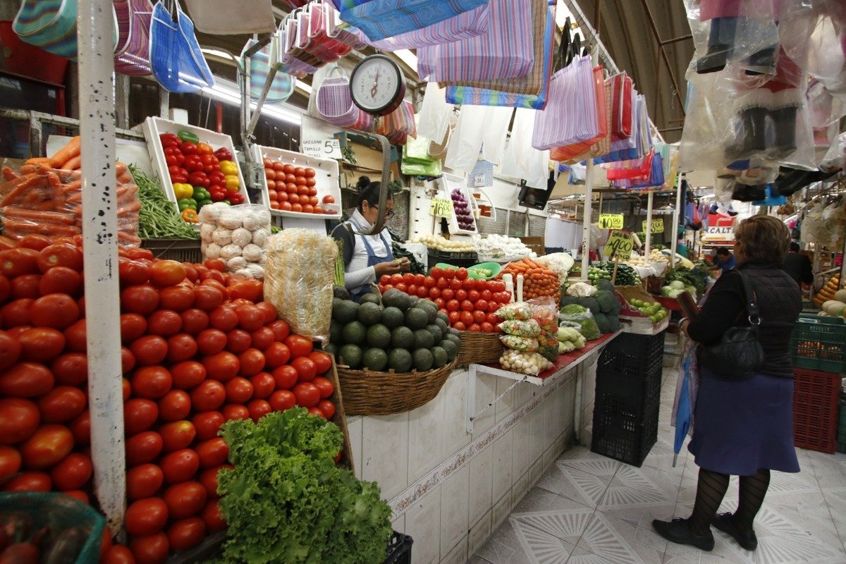 Pandemia desató alzas en productos de la canasta básica