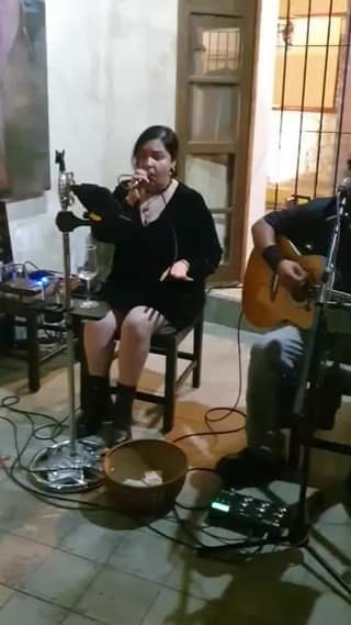 Anoche, en Mazatlán, Paloma Guerrero interpretó "Luna".