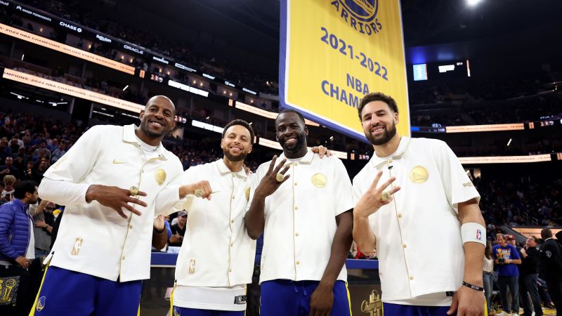 Golden State Warriors encabeza la lista de franquicias más valiosas de la NBA de Forbes por primera vez
