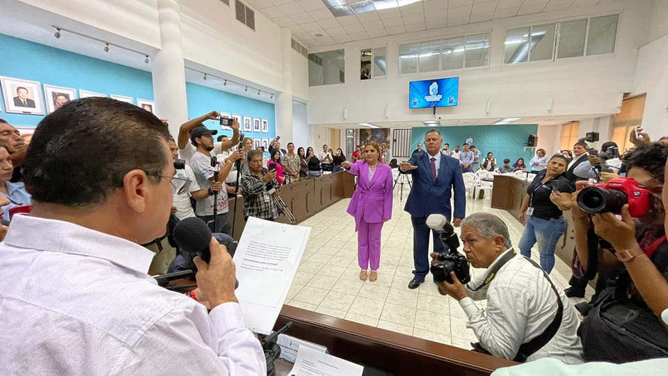 Nombran a nuevo Oficial Mayor y Tesorero en Mazatlán