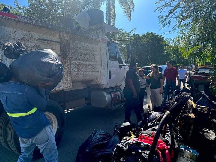 GOBIERNO MUNICIPAL Y SISTEMA DIF MAZATLÁN, APOYAN A FAMILIA TRAS PERDERLO TODO E