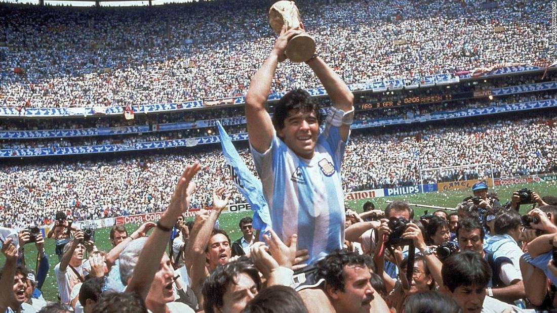 Diego Maradona: fiscales que investigan posible negligencia grave en la muerte de la estrella del fútbol