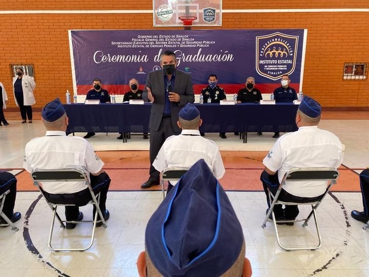 Se suman a seguridad de Sinaloa,18 cadetes graduados de la Unipol