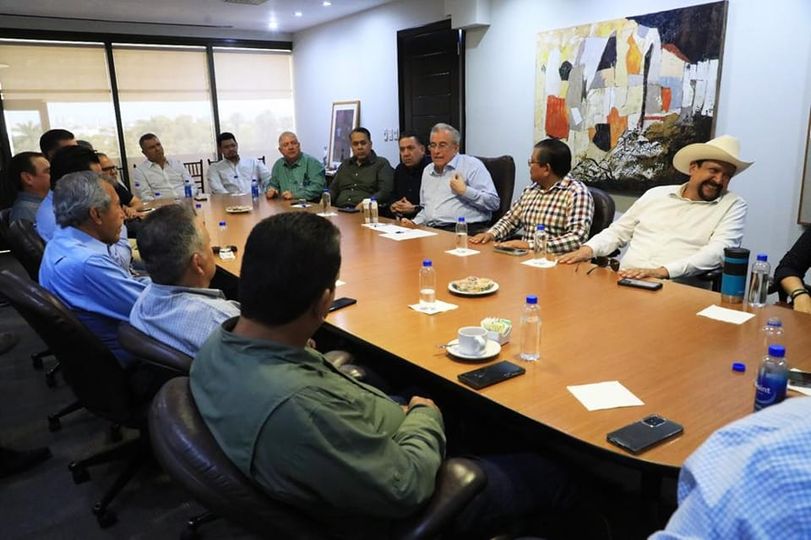 Se reúne Gobernador Rocha con acopiadores, en seguimiento a los avances en la co