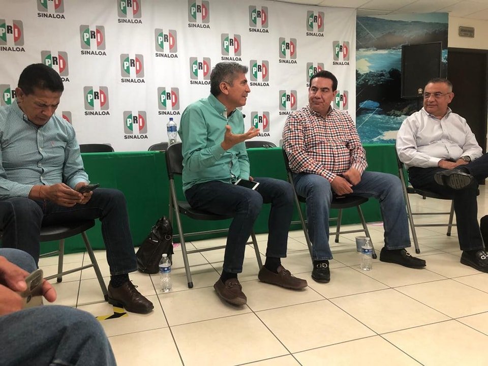 LIC. Alejandro moreno