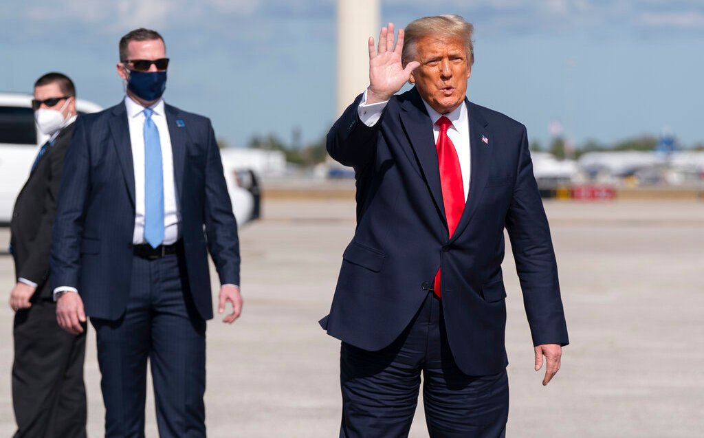 Trump pierde a sus principales abogados antes de su juicio político