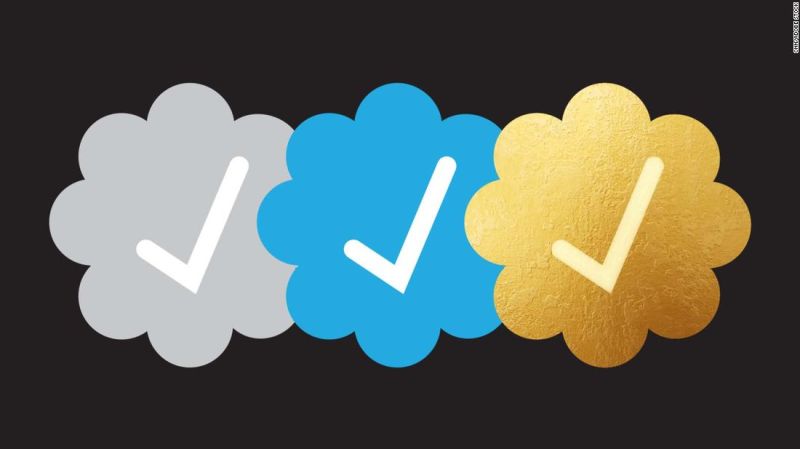 El Twitter de Elon Musk prometió una purga de marcas de verificación azules. En cambio, destacó una cuenta