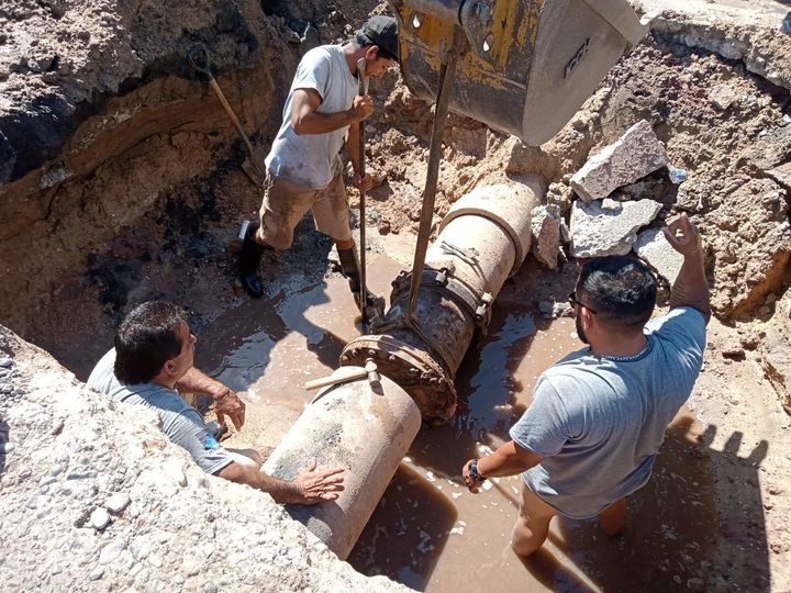 CONCLUYE JUMAPAM REPARACIÓN EN MARINA Y REACTIVA EL SUMINISTRO EN CERRITOS