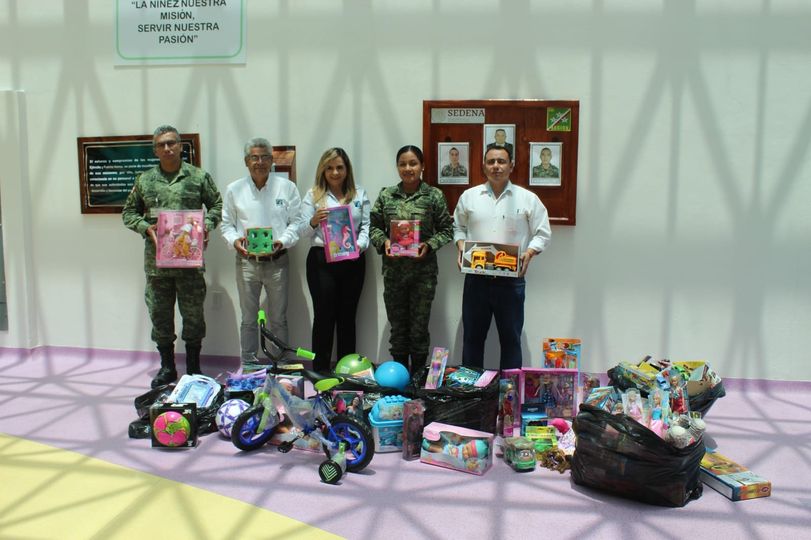 *Se solidarizan colaboradores de JUMAPAM con niños del CRI*