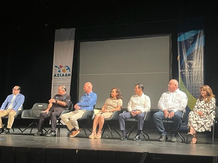 *Se realiza en el puerto Congreso Nacional de la Asociación de Zoológicos, Criad