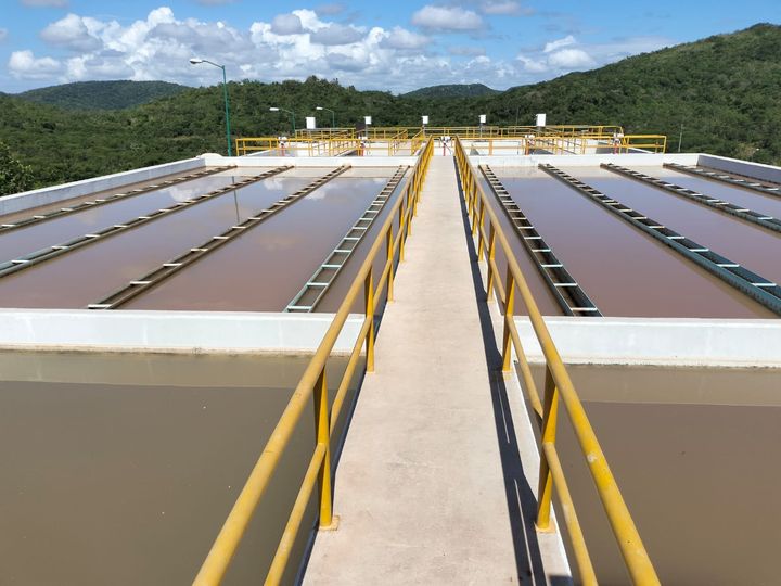 *Cuide el agua, aún no llega al 100% su distribución*