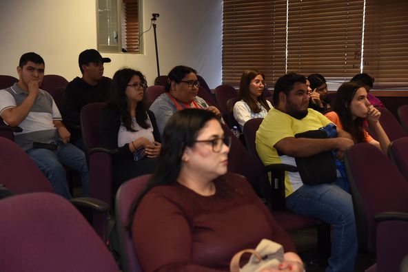 Investigadores de la Facultad de Historia profundizan sobre la sociedad y la eco
