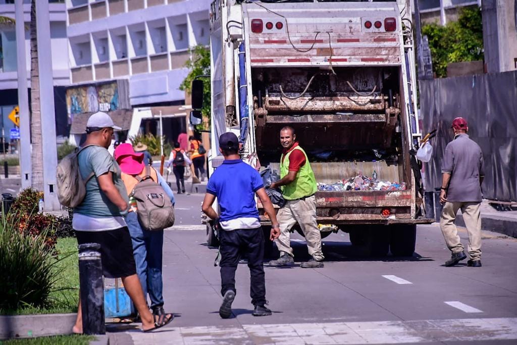 *Garantizado servicio de recolección de basura los días 24, 25 y 26 de diciembre