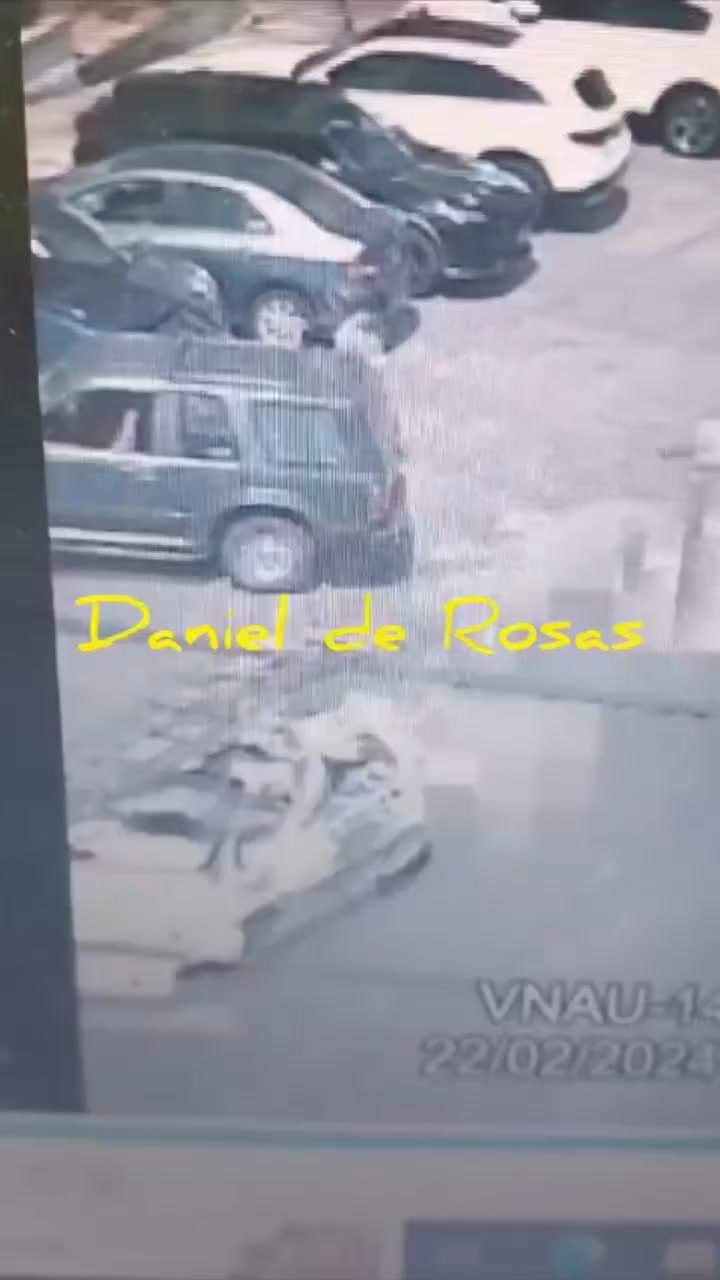 IMÁGENES SENSIBLES Momento exacto de la agresión Así fue como huyó el influenc
