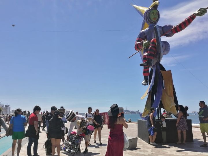 Eclipse y Pascua dejaran derrama economica de mil millones de pesos en Sinaloa
