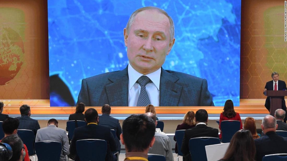 Vladmir Putin dice que si Rusia quisiera matar al líder de la oposición Navalny, habría 'terminado' el trabajo