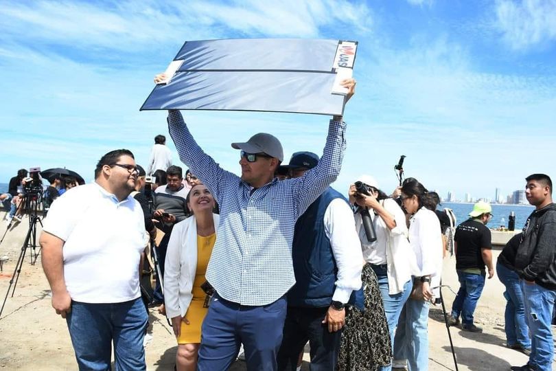 #uas FACITE y comunidad universitaria presente en el pasado Eclipse total de sol