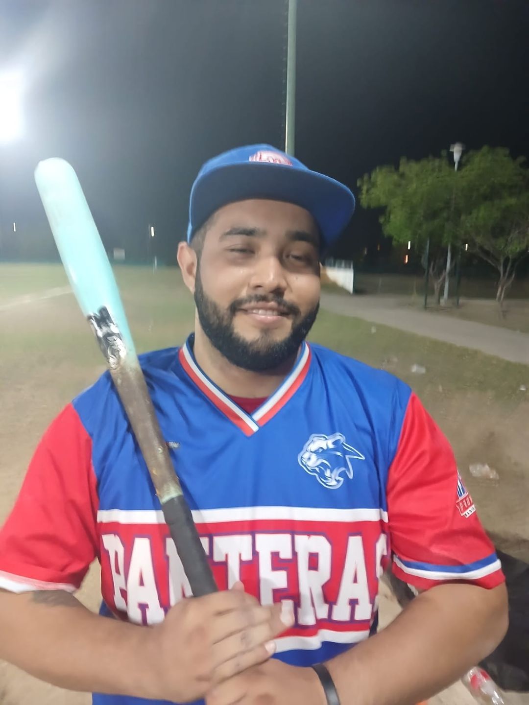 Se viste de héroe Johan Plascencia, en triunfo de los ‘Pingos’
