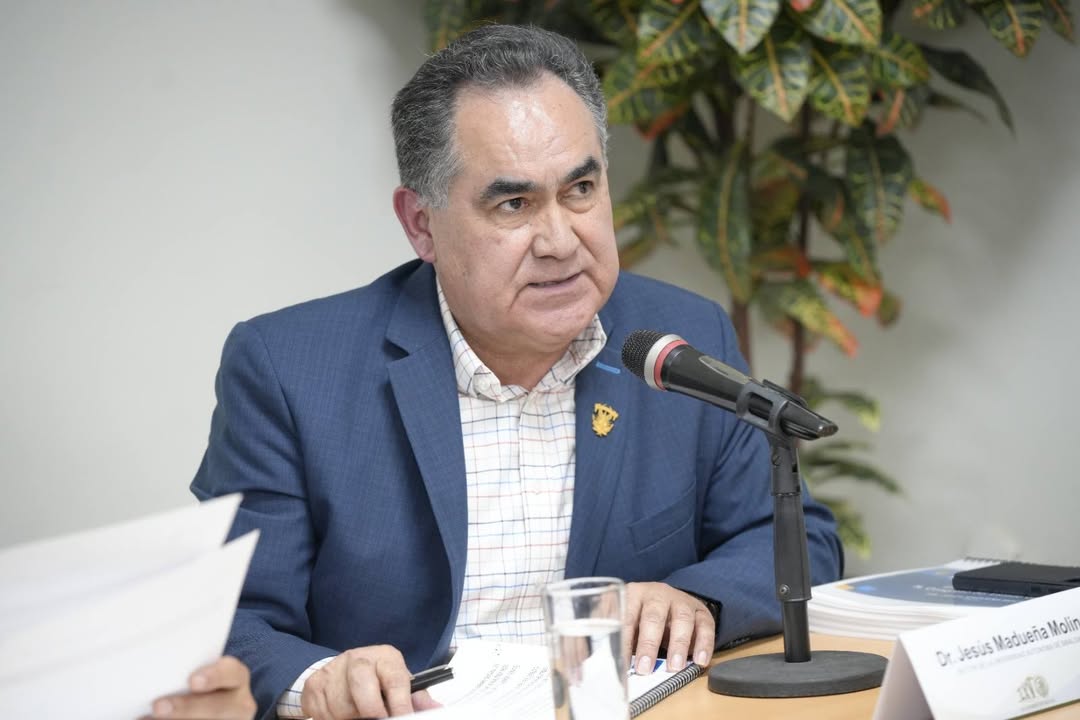 Se reúne el Rector Jesús Madueña con la Comisión de Educación,