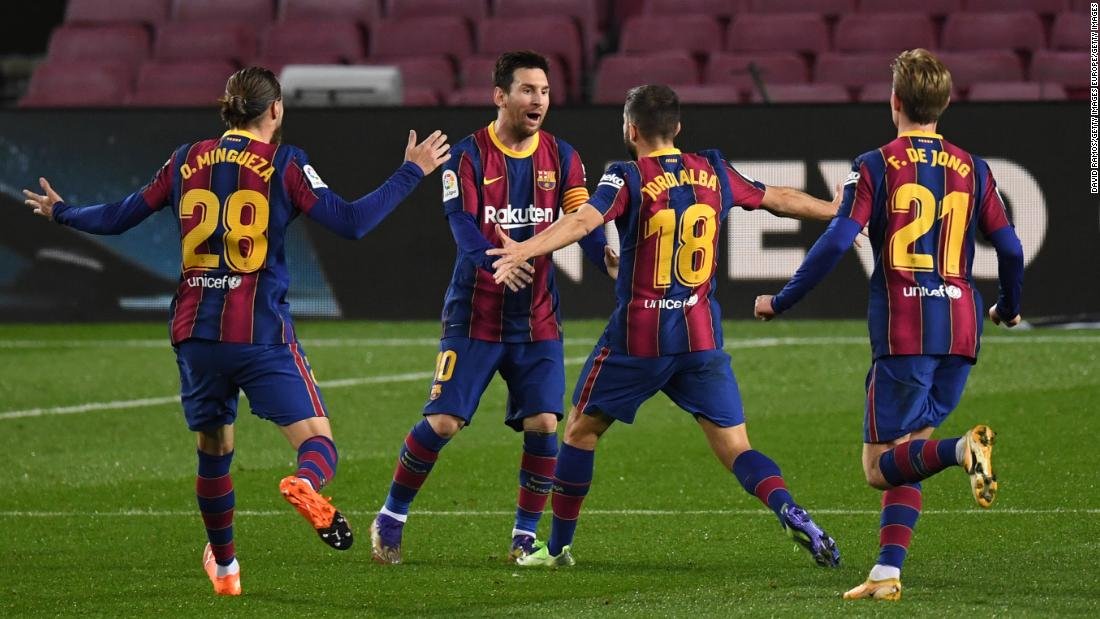 El Barcelona vence a la Real Sociedad de altos vuelos