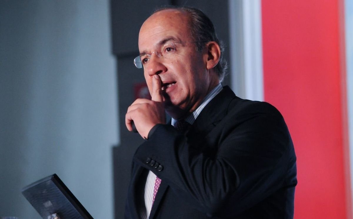 Pide Calderón a PAN mantener legado de Castro Lozano "sin hipocresías"