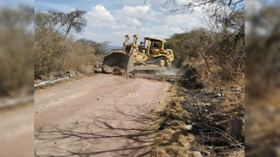 En Celaya termina pavimentación de camino Arreguín de Arriba-El Sauz