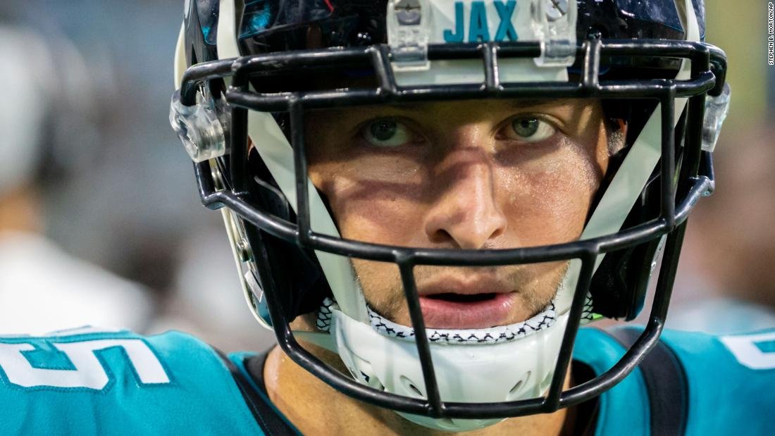 Tim Tebow liberado por los Jacksonville Jaguars después de un breve experimento en el ala cerrada