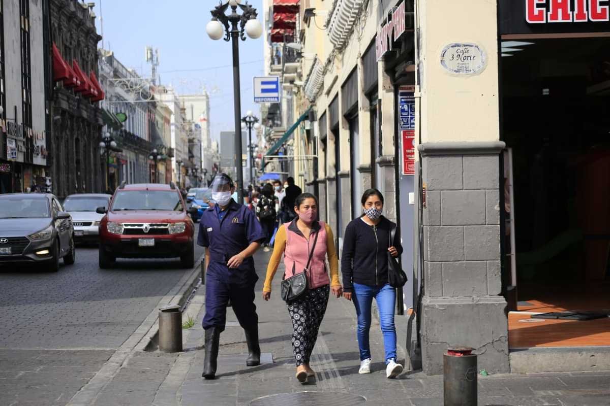 Ayuntamiento debe retirar a los ambulantes: Cámaras Empresariales
