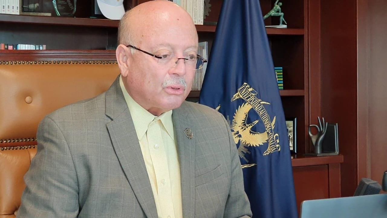Rector reitera llamado a mantener cuidados para prevenir contagios por COVID-19
