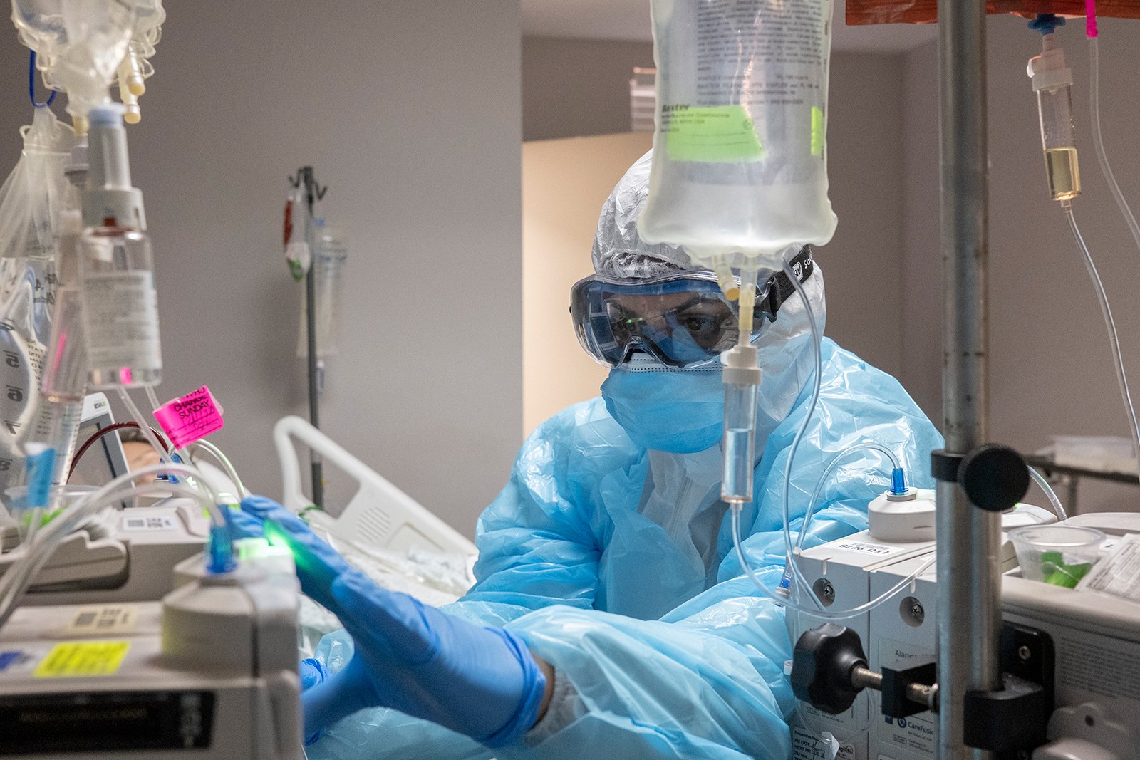 Estados Unidos establece un nuevo récord de hospitalizaciones por Covid-19