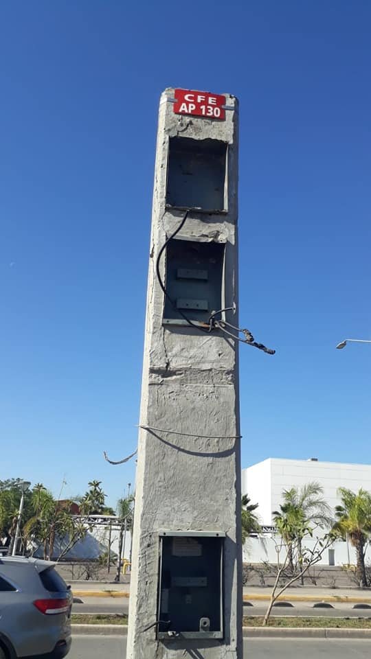 Policías municipales detienen a un hombre cuando robaba cableado en Culiacán