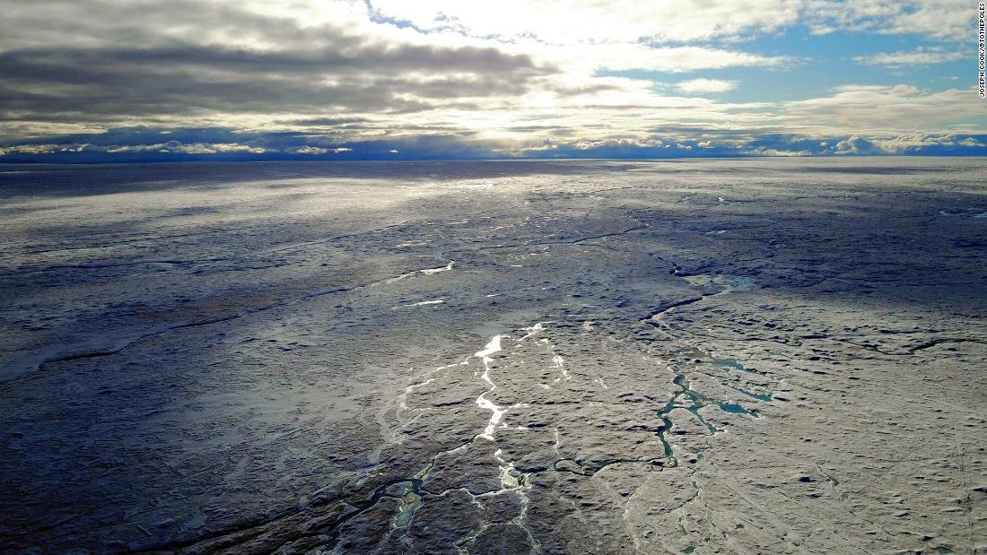 La vida microscópica está derritiendo la capa de hielo de Groenlandia