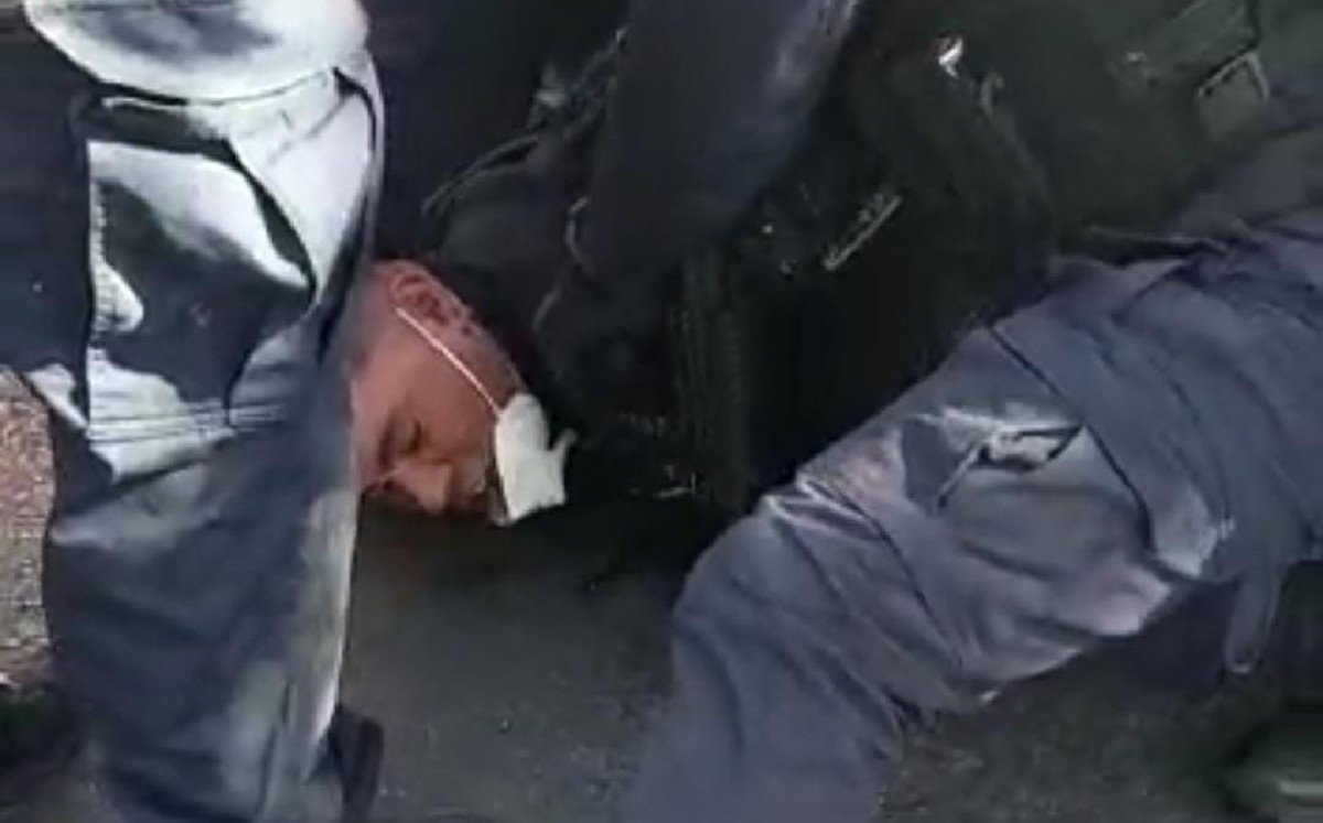 CdMx. Policía intenta infraccionar a conductor y es detenido