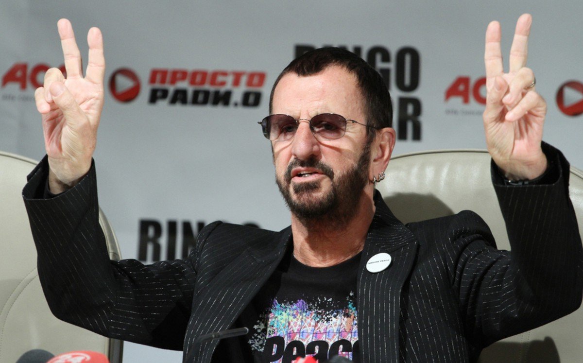 Ringo Starr y Paul McCartney colaboran en"Here's to the nights"