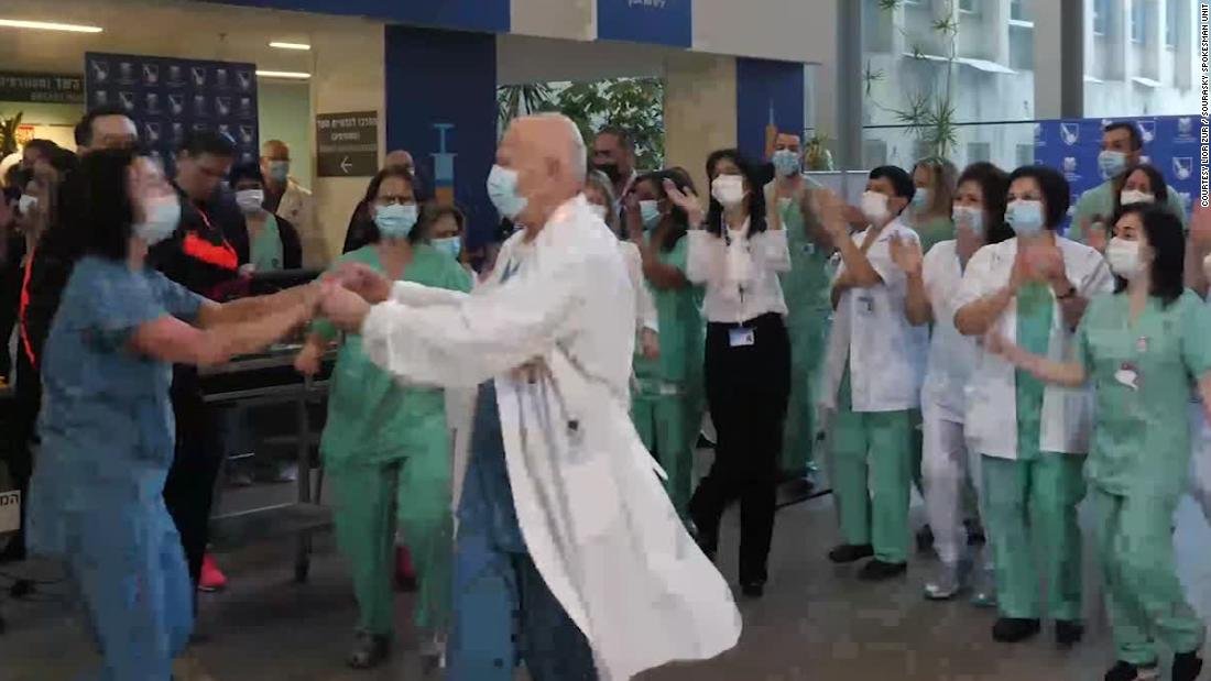 Por qué estos médicos bailan en un hospital israelí