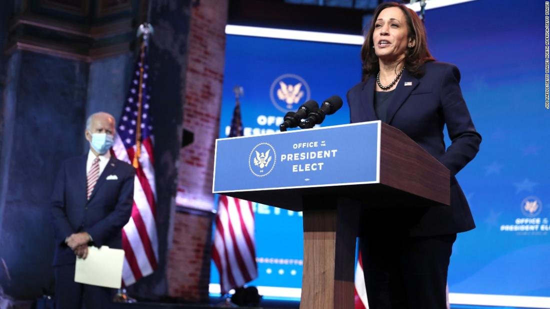 Kamala Harris recibirá la vacuna Covid-19 el martes