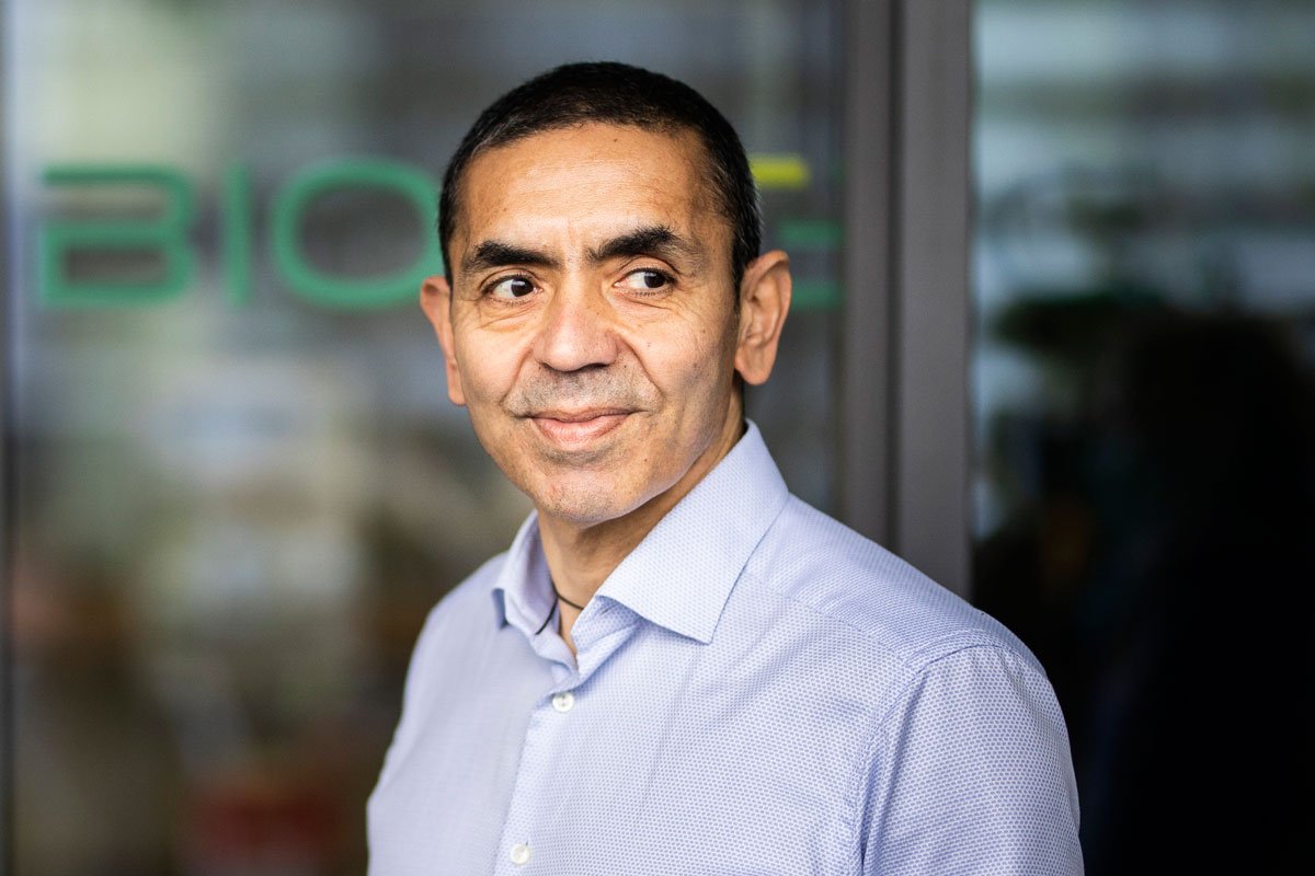 La nueva variante de Covid-19 podría elevar el listón para lograr la inmunidad colectiva, dice el CEO de BioNTech