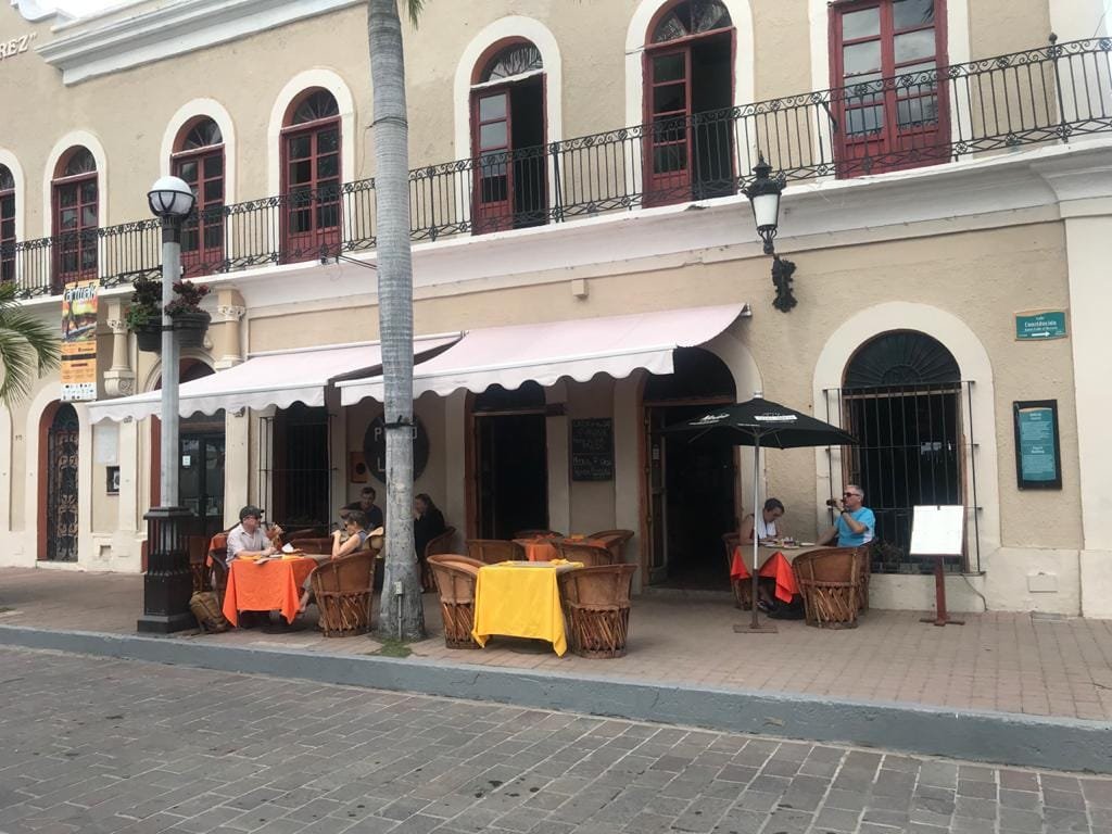 Afecta a Mazatlán suspensión de vuelos de Canadá por pandemia